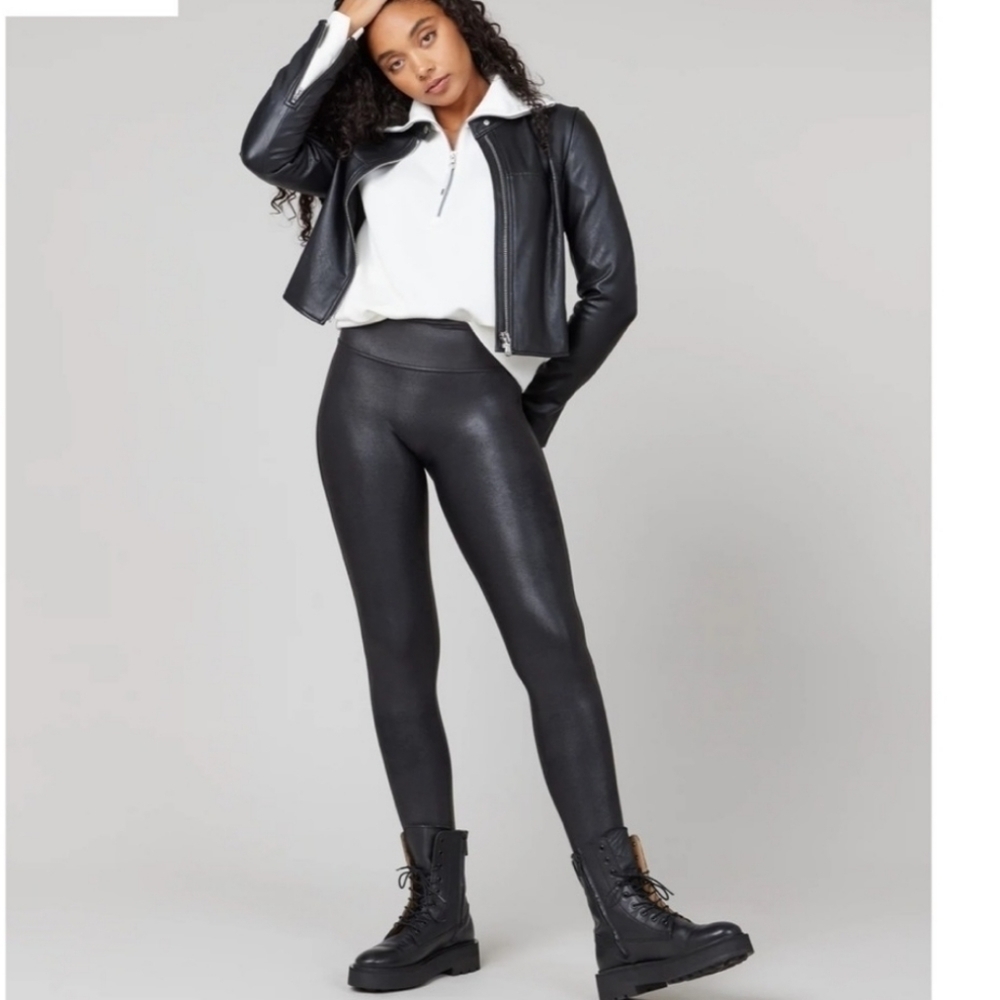 Spanx Faux Leather Leggings Size Medium